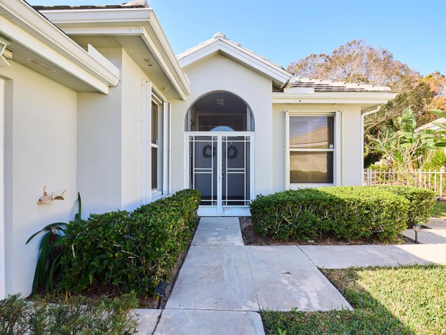 Photo of Listing #R11159900