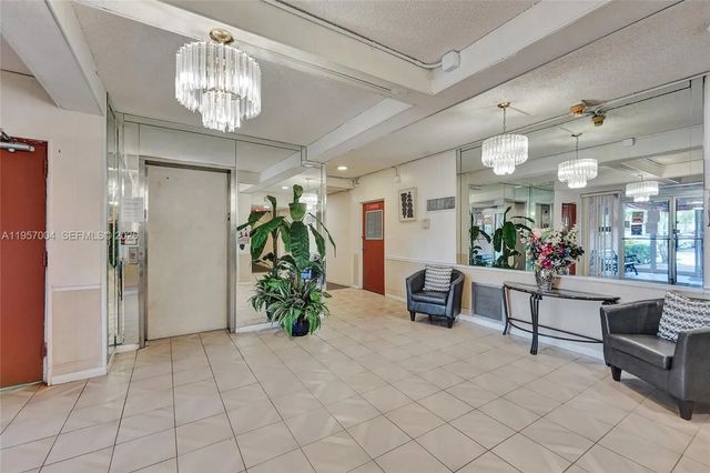 5 of 7 - 8260 Sw 24th Street #6210, North Lauderdale, FL