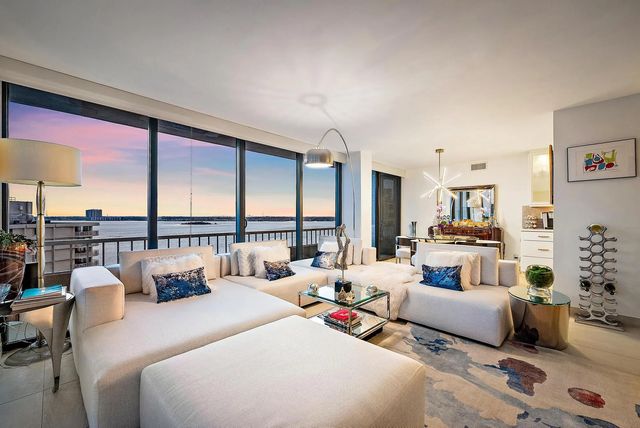 4 of 66 - 5510 N Ocean Drive #11b, Singer Island, FL