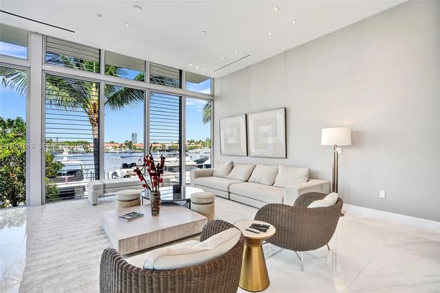 2 of 85 - 3750 Yacht Club Drive #th1, Aventura, FL