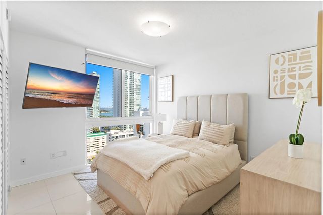 4 of 77 - 600 Ne 27th Street #2301, Miami, FL