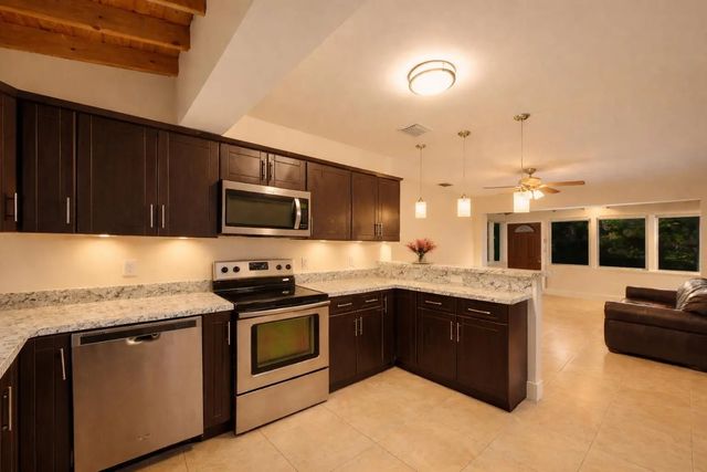 5 of 18 - 1435 Sw 5th Court, Fort Lauderdale, FL