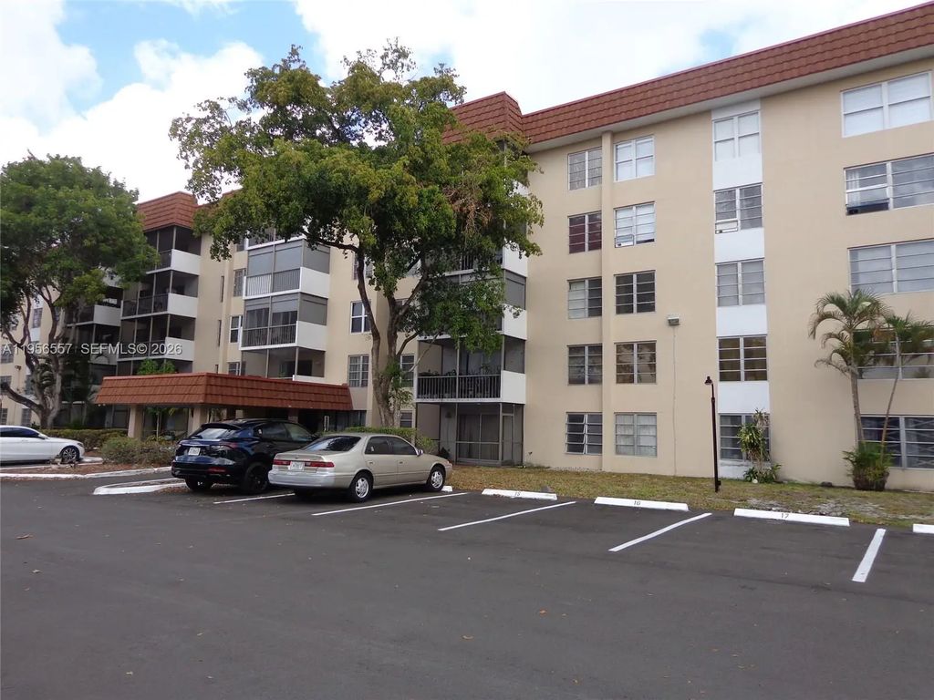 4172 Inverrary Drive #110, Lauderhill