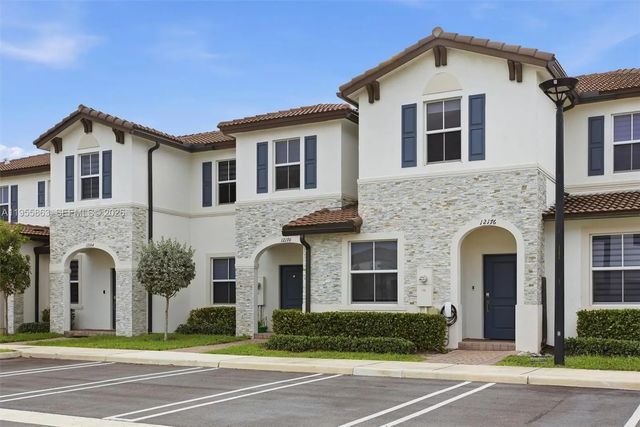2 of 35 - 12176 Nw 23rd Path, Miami, FL