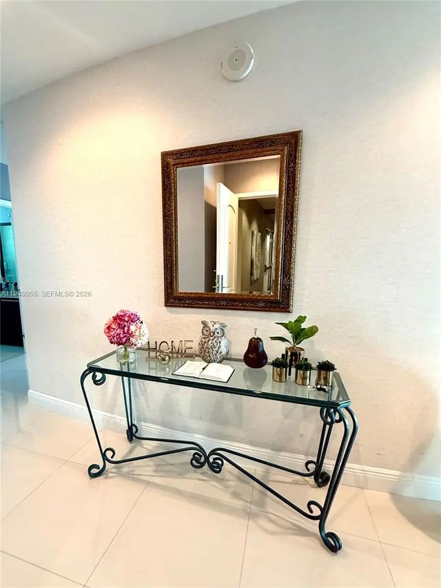 4 of 19 - 7928 East Drive #905, North Bay Village, FL