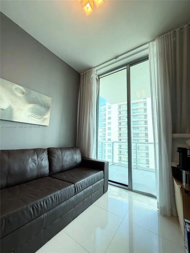 5 of 19 - 7928 East Drive #905, North Bay Village, FL