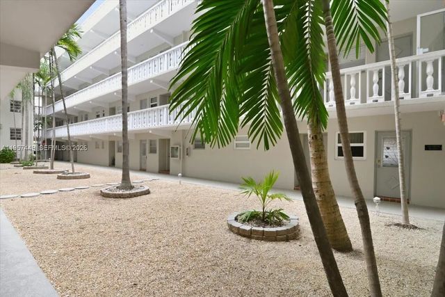 5 of 41 - 330 Se 2nd Street #501g, Hallandale Beach, FL