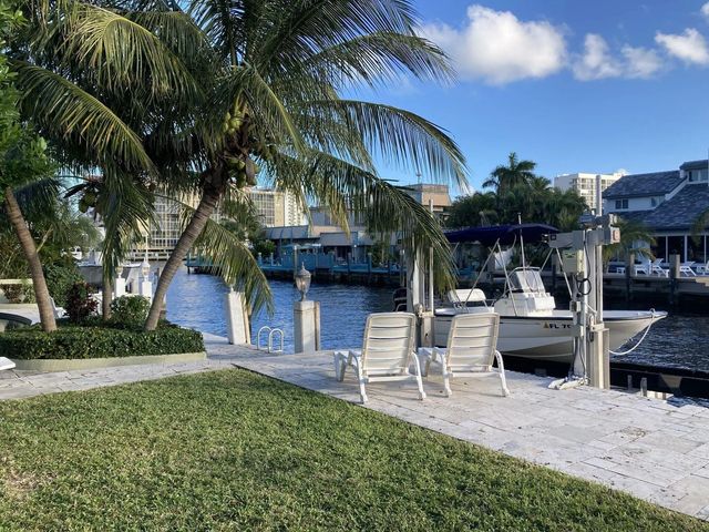 4 of 16 - 2740 Ne 10th Street, Pompano Beach, FL