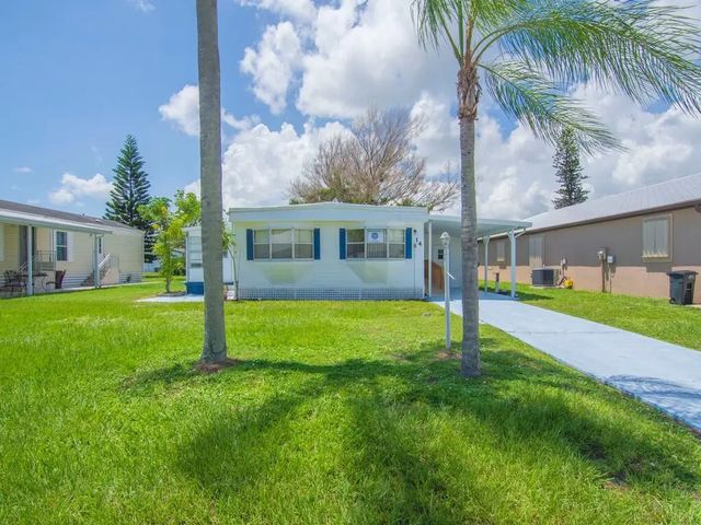 4 of 59 - 14 Golf Drive, Port St. Lucie, FL