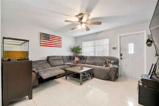 3 of 20 - 6810 Merion Court, North Lauderdale, FL
