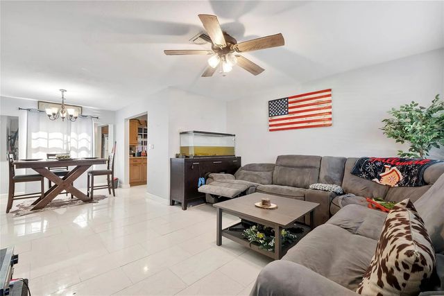 4 of 20 - 6810 Merion Court, North Lauderdale, FL