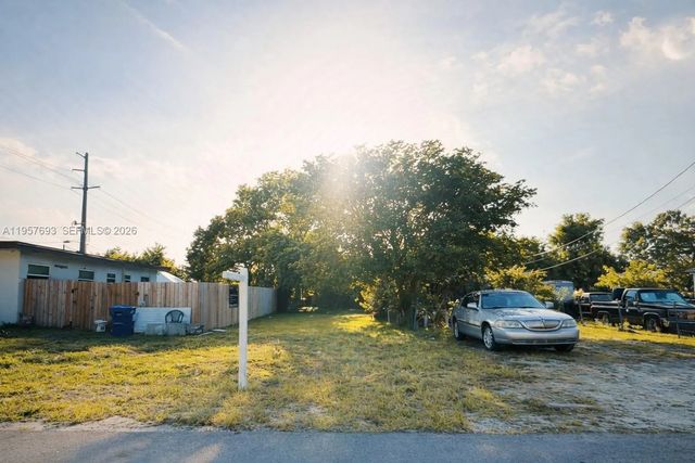7014 Nw 21st Avenue, Miami