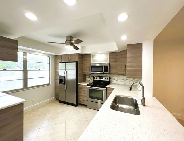 3001 Portofino Isle #e2, Coconut Creek