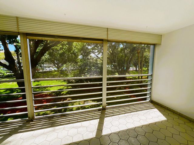 4 of 38 - 3001 Portofino Isle #e2, Coconut Creek, FL