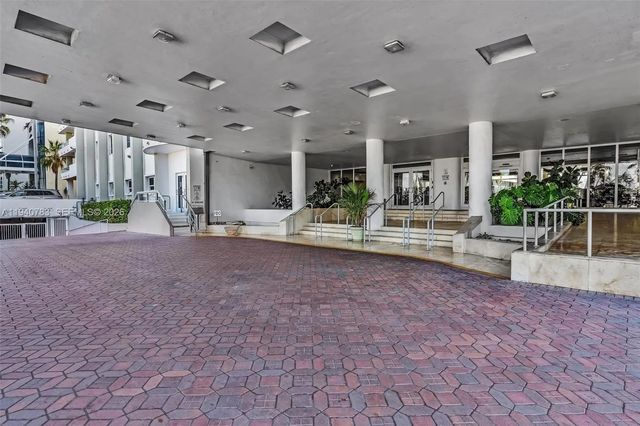 3 of 56 - 5005 Collins Avenue #824, Miami Beach, FL