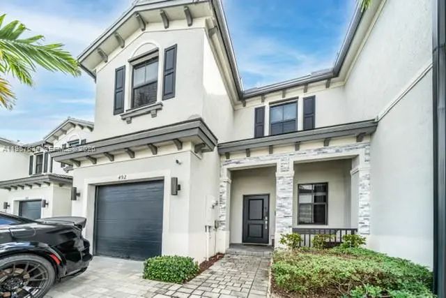 2 of 27 - 492 Nw 203rd Terrace, Miami Gardens, FL