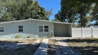 Photo of Listing #R11160219