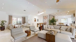 Photo of Listing #F10550008