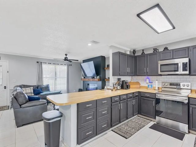5 of 25 - 542 Se Faith Terrace, Port St. Lucie, FL