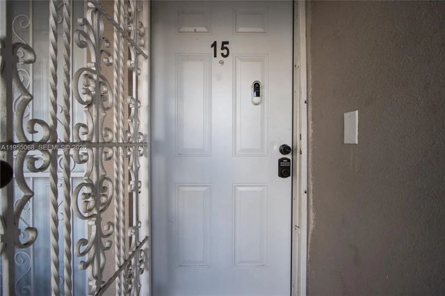 3 of 25 - 20490 Nw 7th Avenue #15, Miami Gardens, FL