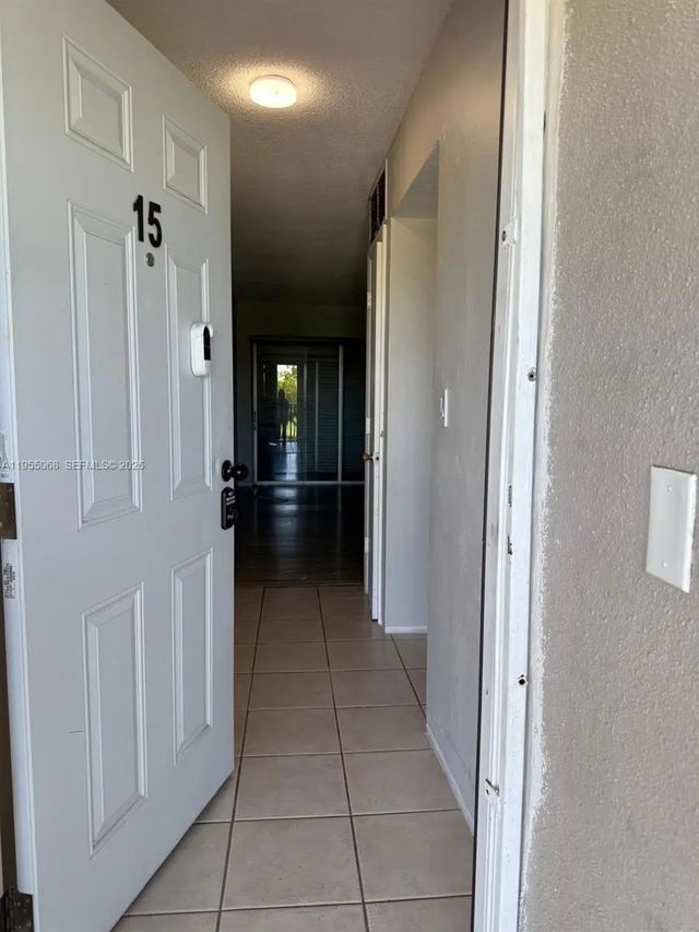 4 of 25 - 20490 Nw 7th Avenue #15, Miami Gardens, FL