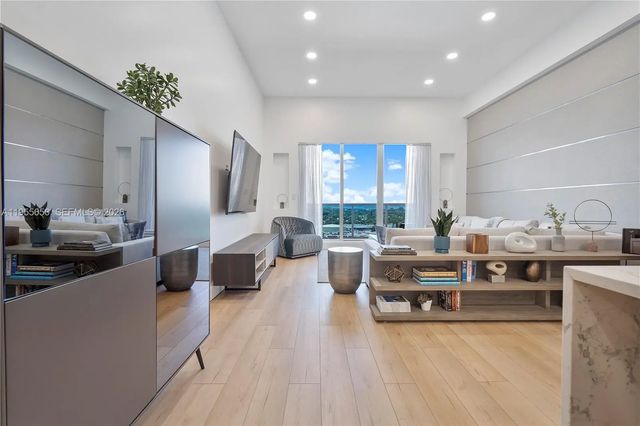 5 of 15 - 2301 Collins Avenue #1633, Miami Beach, FL