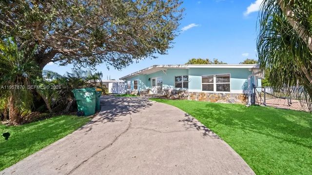 170 Poinsettia Circle Ne, Port Charlotte