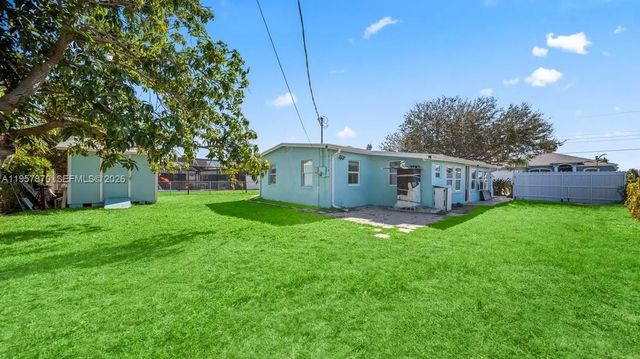 4 of 29 - 170 Poinsettia Circle Ne, Port Charlotte, FL