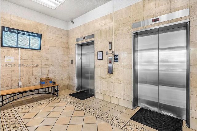 3 of 32 - 1720 Harrison Street #7a, Hollywood, FL