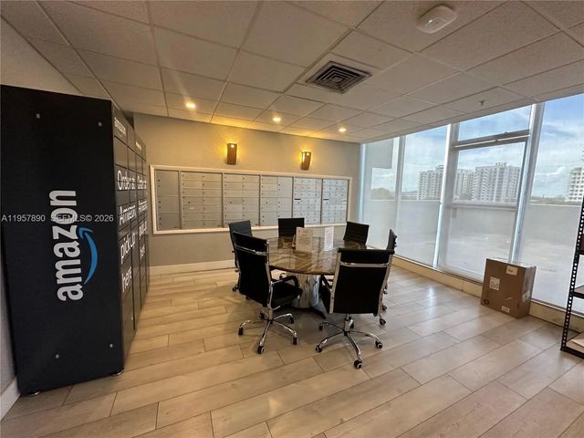 4 of 32 - 1720 Harrison Street #7a, Hollywood, FL