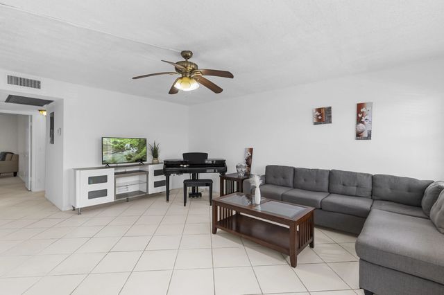 3028 Harwood D, Deerfield Beach
