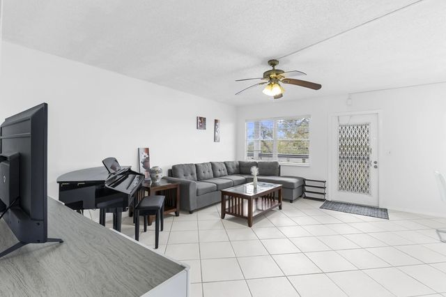 3 of 32 - 3028 Harwood D, Deerfield Beach, FL