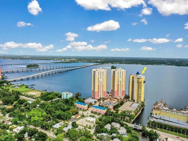 3 of 38 - 2797 1st Street #1605, Fort Myers, FL