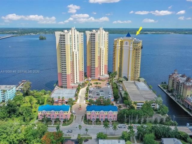 4 of 38 - 2797 1st Street #1605, Fort Myers, FL