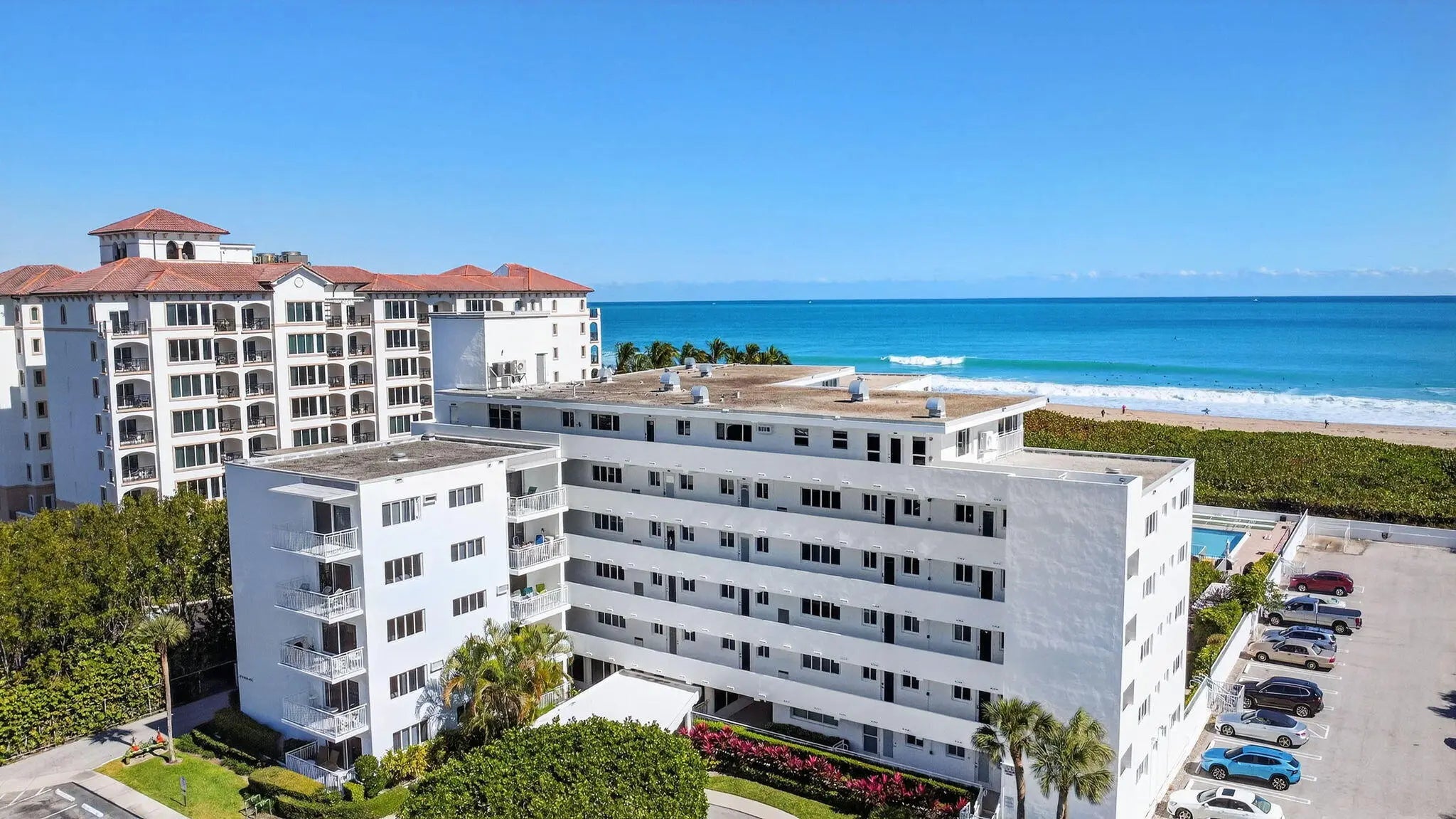 Palm Beach Shores Real Estate - MLS # R11160322, Residential real estate for Sale in Palm Beach Shores Apts Inc, MLS Listings # R11160322