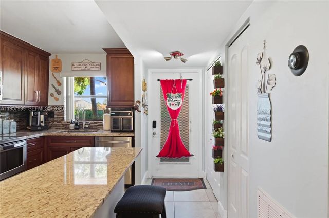 3 of 35 - 10300 Nw 30th Court #109, Sunrise, FL