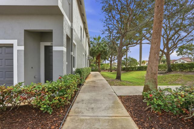2 of 22 - 3108 Grandiflora Drive, Greenacres, FL