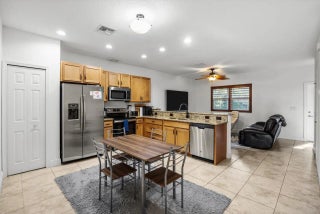 Photo of Listing #R11160389