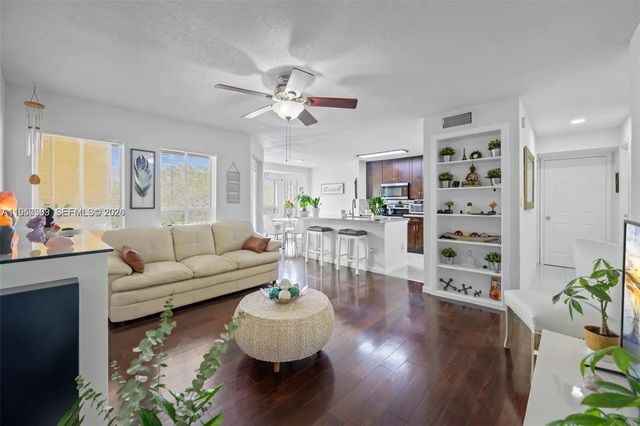 4 of 25 - 777 Riverside Drive #1521, Coral Springs, FL