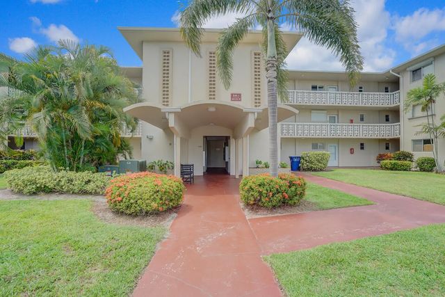 2616 Garden Drive N #209, Lake Worth