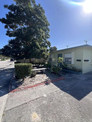 Photo of Listing #R11160402