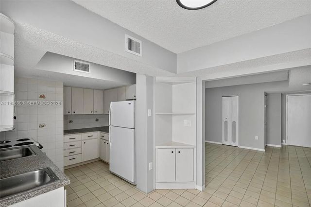 2924 Collins Avenue #501, Miami Beach