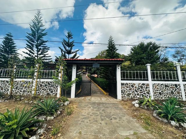 Quinta Los Cedros Quinta Los Cedros Matagalpa, Nicaragua, 