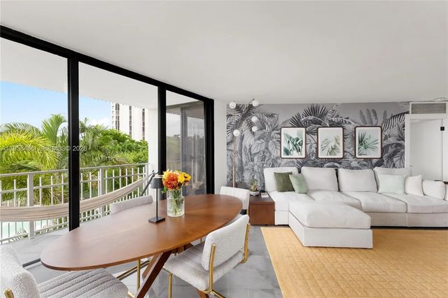 4 of 42 - 1000 Quayside Terrace #506, Miami, FL