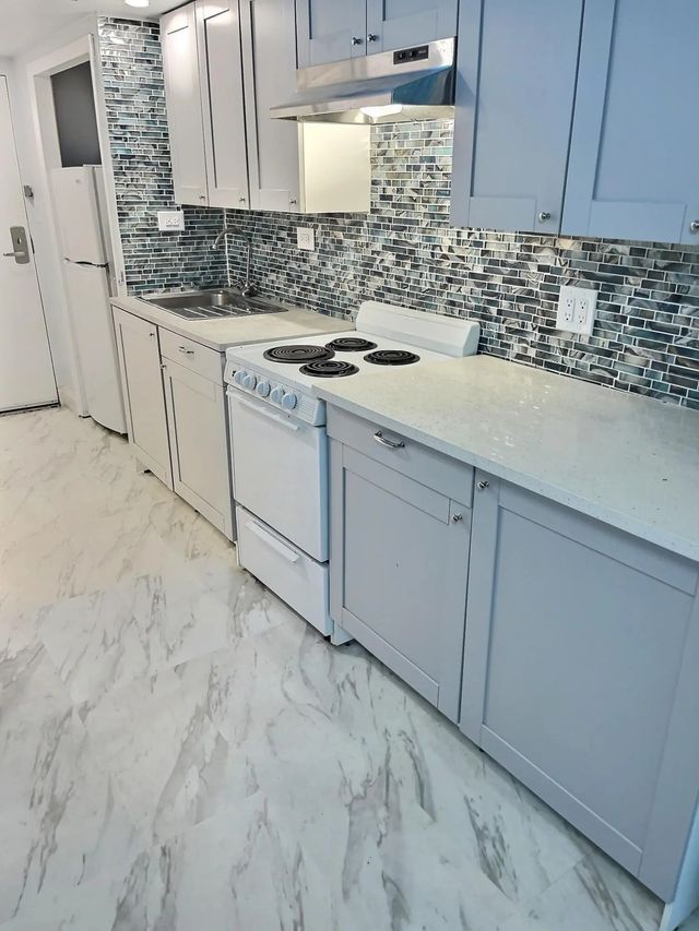 5 of 28 - 19201 Collins Avenue #337, Sunny Isles Beach, FL