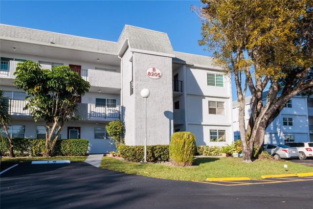 8205 Nw 61st Street #b218, Tamarac