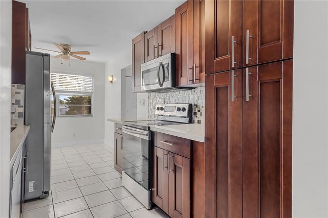 5 of 32 - 8205 Nw 61st Street #b218, Tamarac, FL