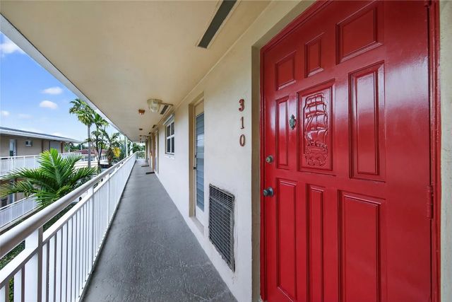 5 of 36 - 1510 Se 15th Street #310, Fort Lauderdale, FL