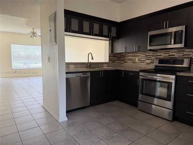 3 of 23 - 271 Duval Court, Weston, FL