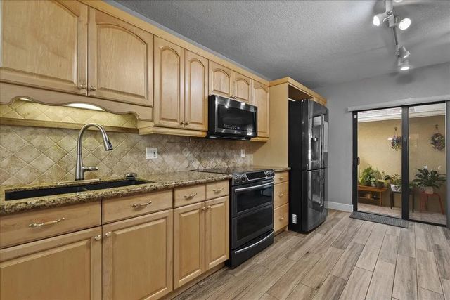 2 of 20 - 605 Maplewood Drive, Greenacres, FL